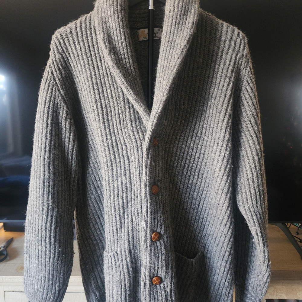 Pringle of Scotland Ribbed Wool Shawl Collar Cardigan | Heritage Button Sweater - Picture 2 of 9
